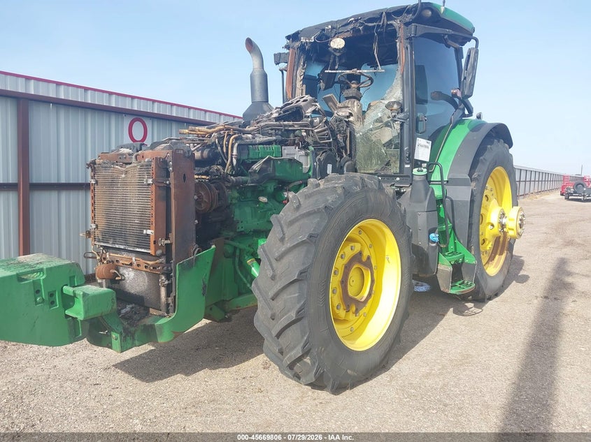 2019 JOHN DEERE TRACTOR auction photo 2