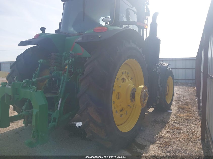 2019 JOHN DEERE TRACTOR auction photo 4