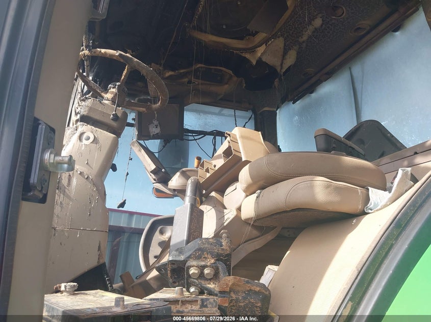 2019 JOHN DEERE TRACTOR auction photo 5