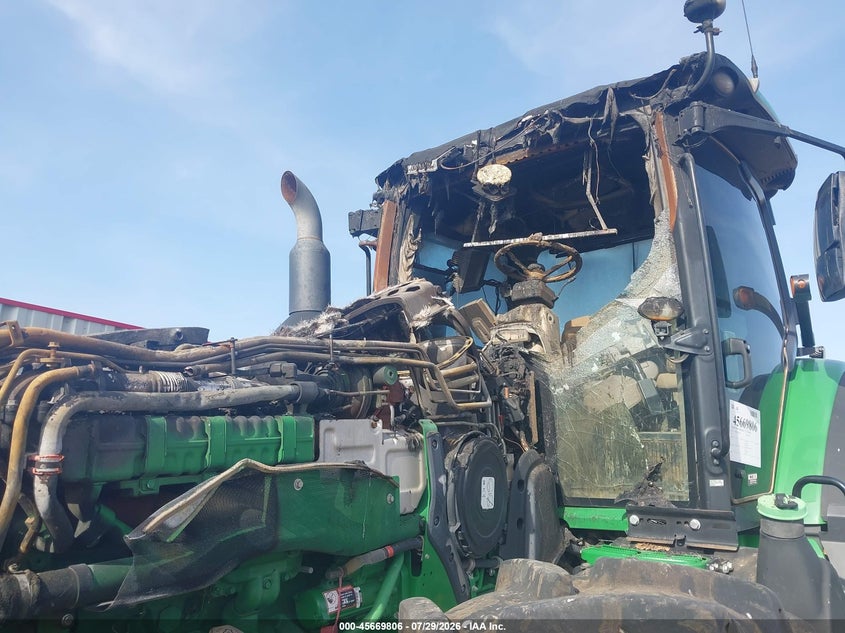 2019 JOHN DEERE TRACTOR auction photo 6