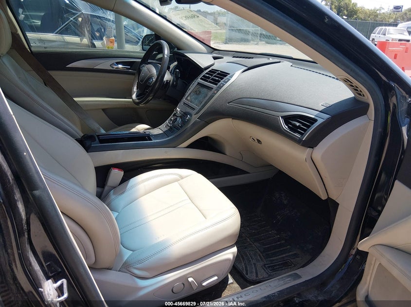 2020 Lincoln Mkz Standard VIN: 3LN6L5A98LR609347 Lot: 45669829