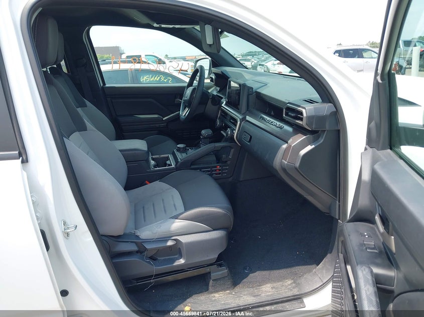 2025 Toyota Tacoma Trd Sport VIN: 3TMLB5JN0SM157400 Lot: 45669841