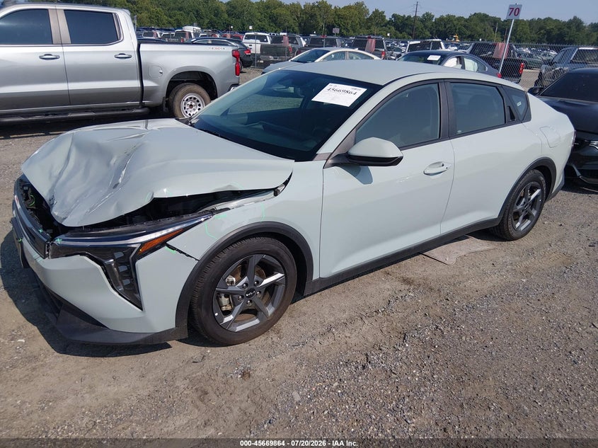 2025 KIA K4 — zdjęcie 2