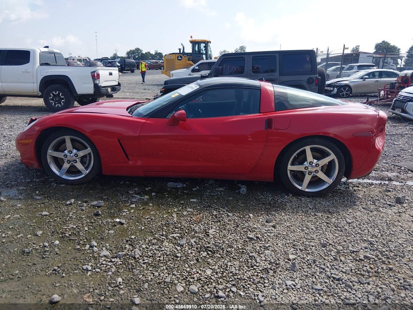 2005 Chevrolet Corvette VIN: 1G1YY24U455129592 Lot: 45669910