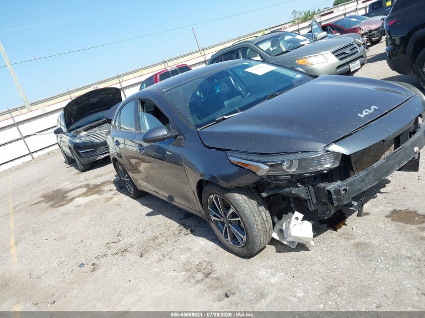 Vin: 3kpf24ad2re784571, lot: 46168521, kia forte lxs 2024 img_1