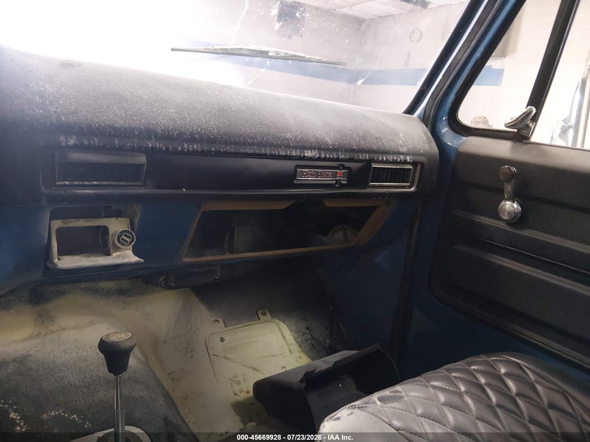1976 GMC JIMMY K1500 4WD auction photo 5