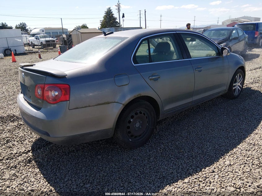 2006 VOLKSWAGEN JETTA auction photo 4
