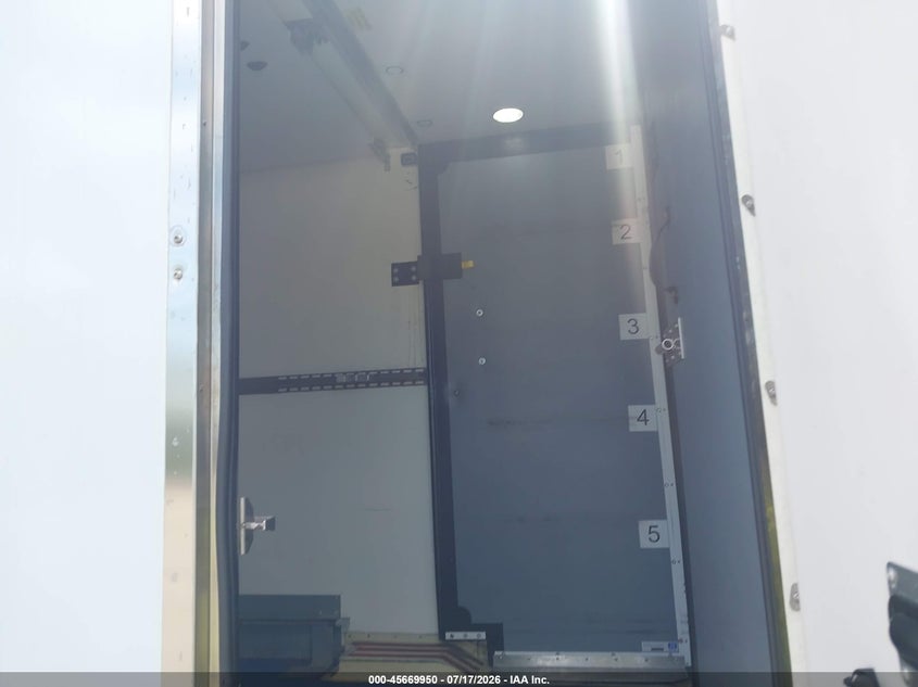 2021 FORD TRANSIT-350 CAB auction photo 8
