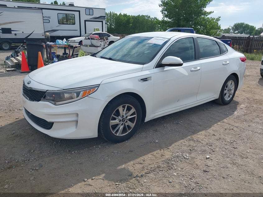 Vin: knagt4l38g5072951, lot: 46168554, kia optima lx 20162