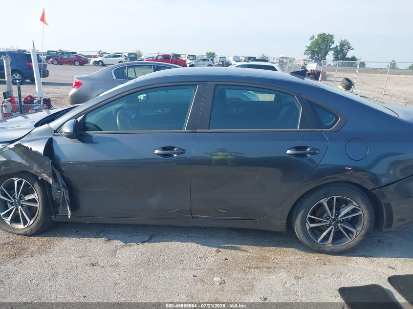2024 Kia Forte Lxs VIN: 3KPF24AD6RE778076 Lot: 45669964
