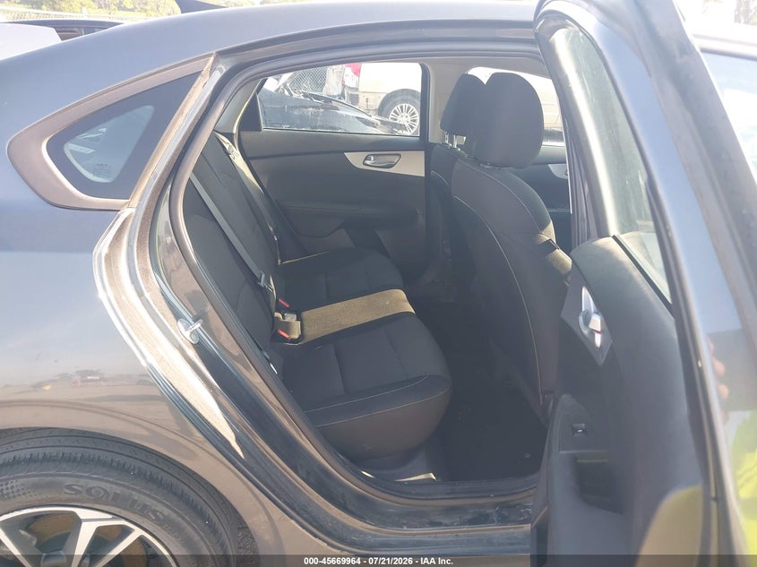 2024 Kia Forte Lxs VIN: 3KPF24AD6RE778076 Lot: 45669964
