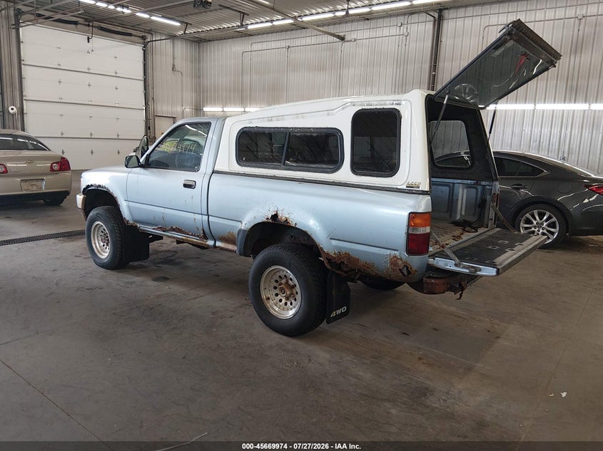 1991 TOYOTA PICKUP auction photo 3