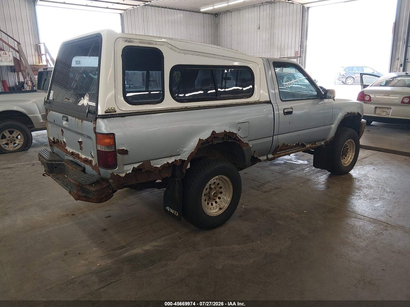 1991 TOYOTA PICKUP auction photo 4
