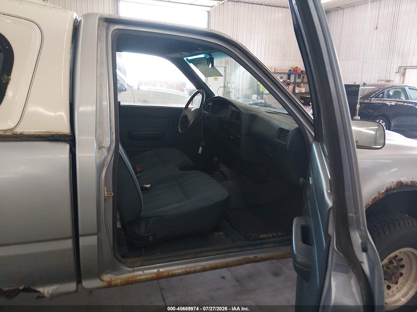 1991 TOYOTA PICKUP auction photo 5