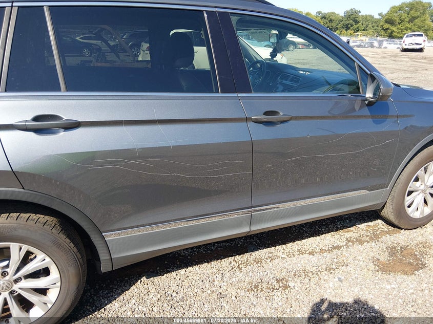 2018 Volkswagen Tiguan 2.0T Se/2.0T Sel VIN: 3VV2B7AX2JM171114 Lot: 45669981