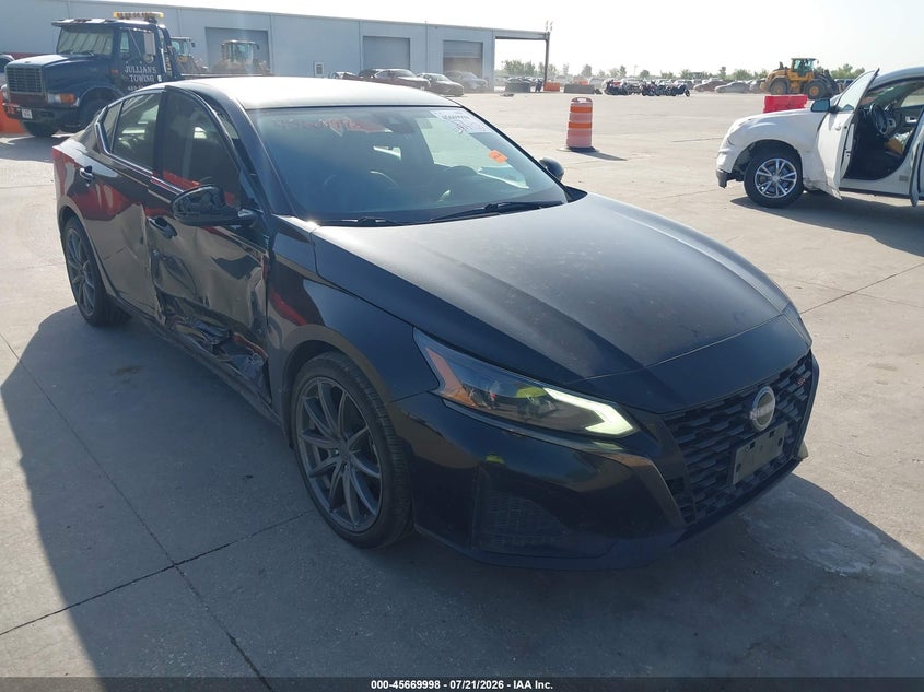2023 Nissan Altima Sr Fwd, Правый бок, IAAI, VIN 1N4BL4CV8PN388693