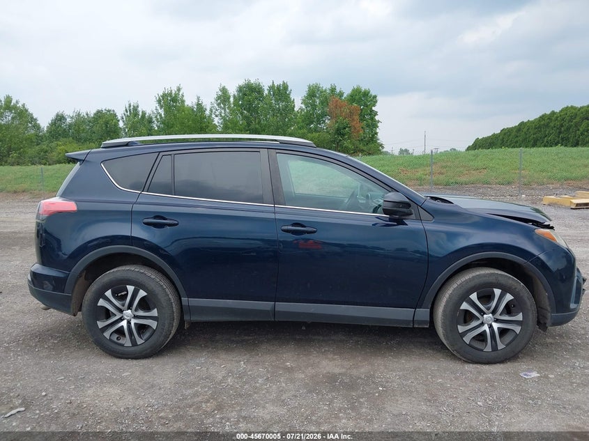 TOYOTA RAV4 - zdjęcie 13