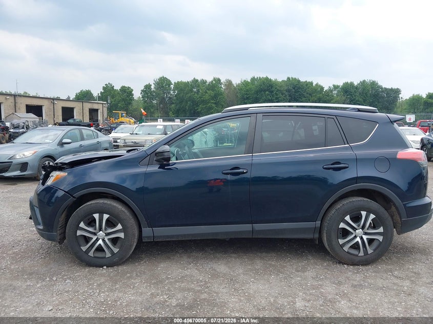 TOYOTA RAV4 - zdjęcie 14