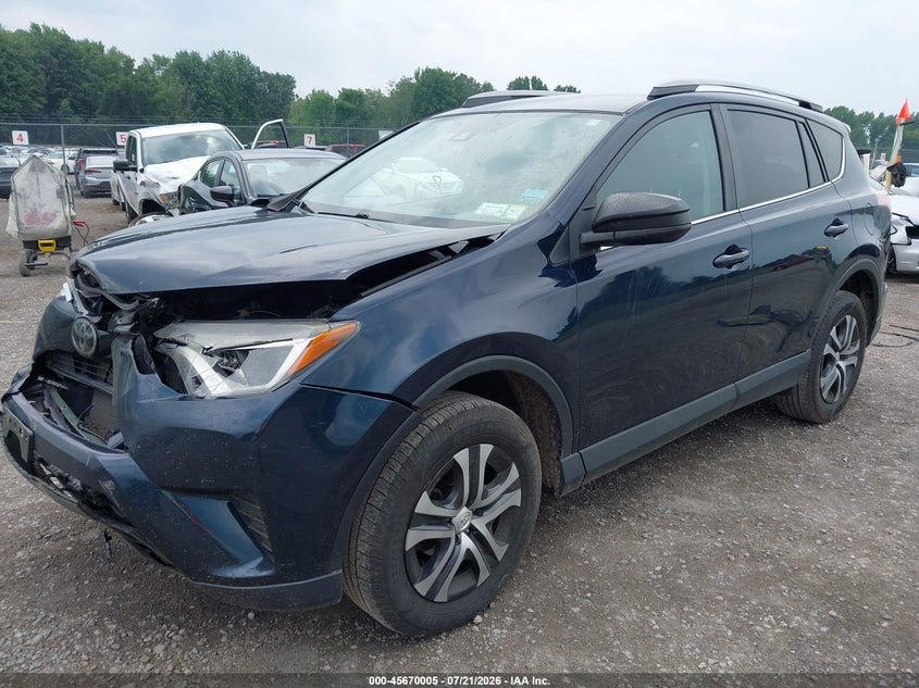 TOYOTA RAV4 - zdjęcie 2