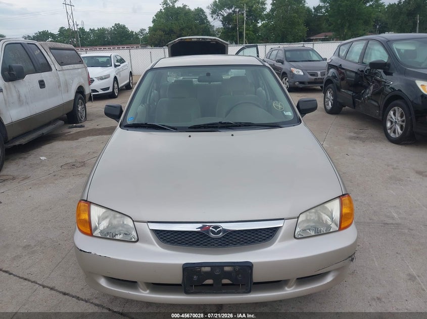 2000 Mazda Protege Dx/Lx VIN: JM1BJ222XY0294440 Lot: 45670028