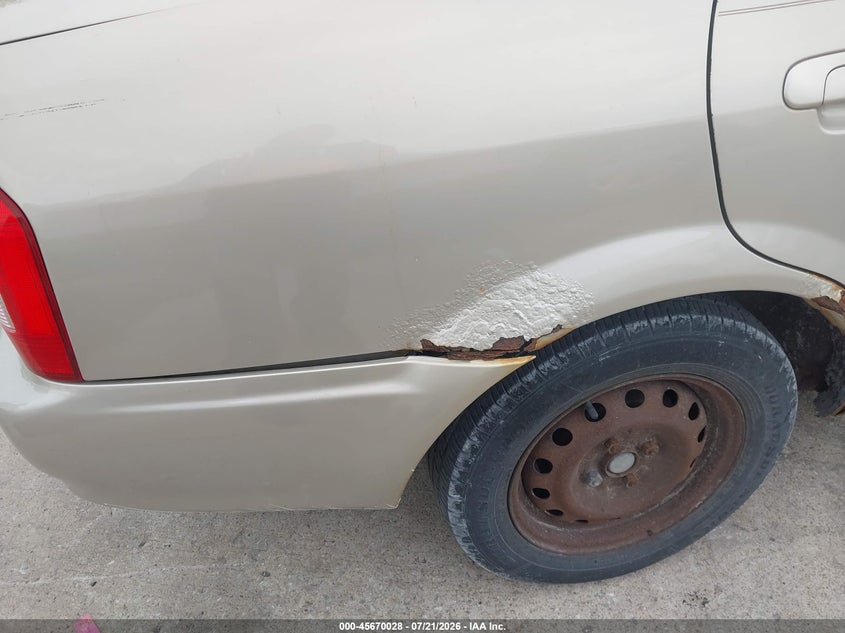 2000 Mazda Protege Dx/Lx VIN: JM1BJ222XY0294440 Lot: 45670028
