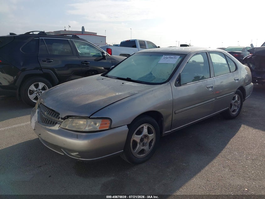 2000 Nissan Altima, Left Side, IAAI, VIN 1N4DL01D0YC117748 — photo 2