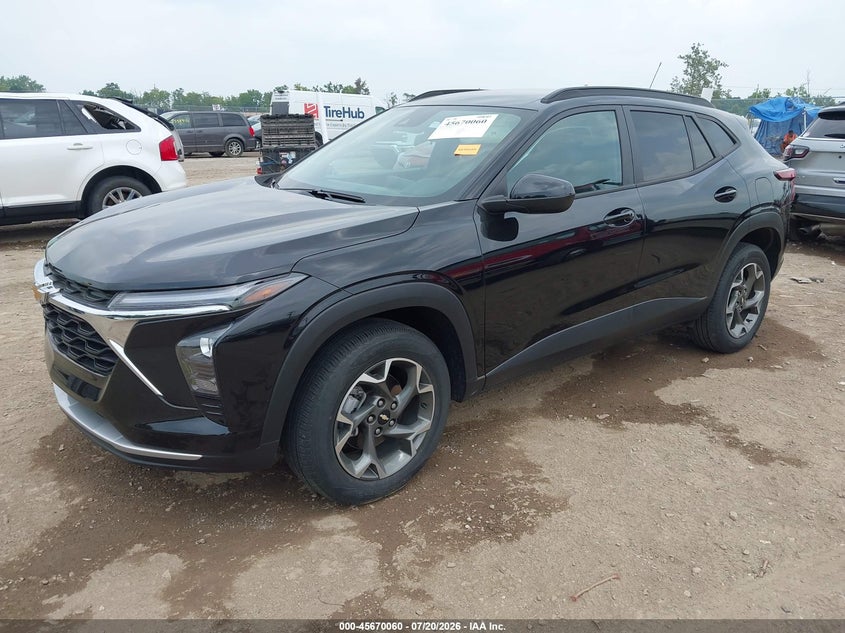 2024 Chevrolet Trax, Right Side, IAAI, VIN KL77LHE29RC053304 — photo 2