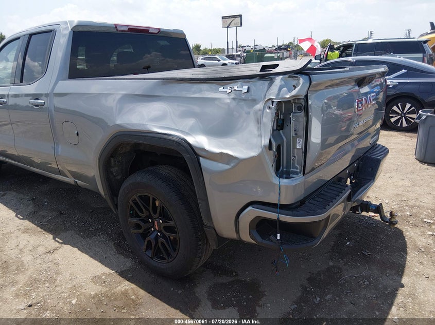 GMC SIERRA 1500 - zdjęcie 21