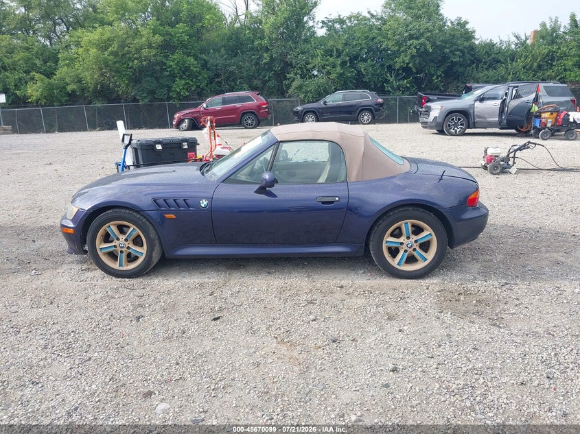 1998 BMW Z3 2.8 VIN: 4USCJ333XWLG20702 Lot: 45670099