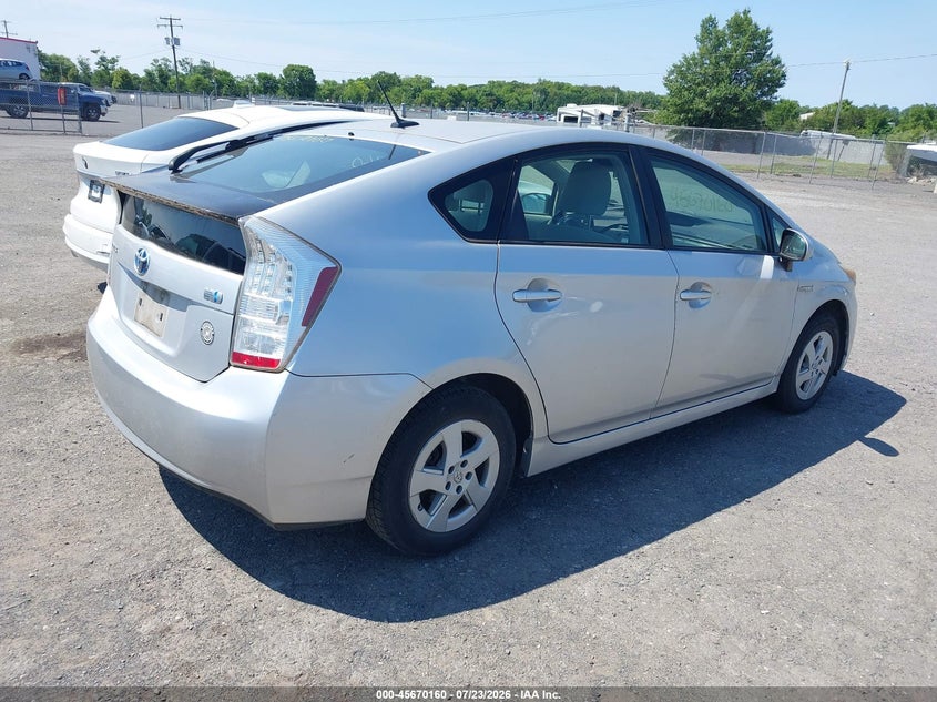 2010 TOYOTA PRIUS auction photo 4