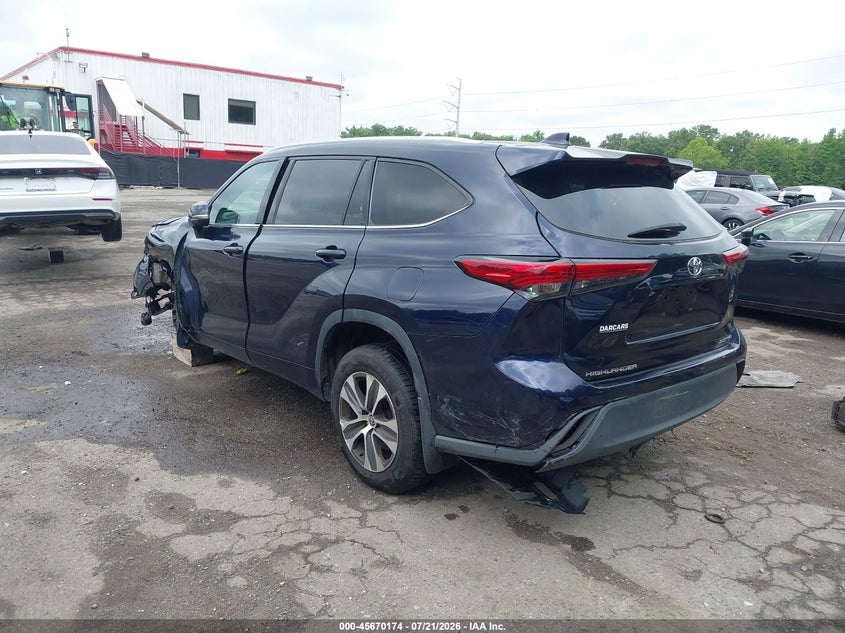 2022 Toyota Highlander Xle VIN: 5TDGZRBH8NS183115 Lot: 45670174