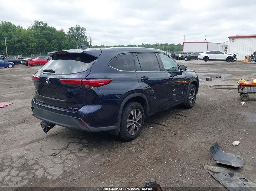 2022 Toyota Highlander Xle VIN: 5TDGZRBH8NS183115 Lot: 45670174