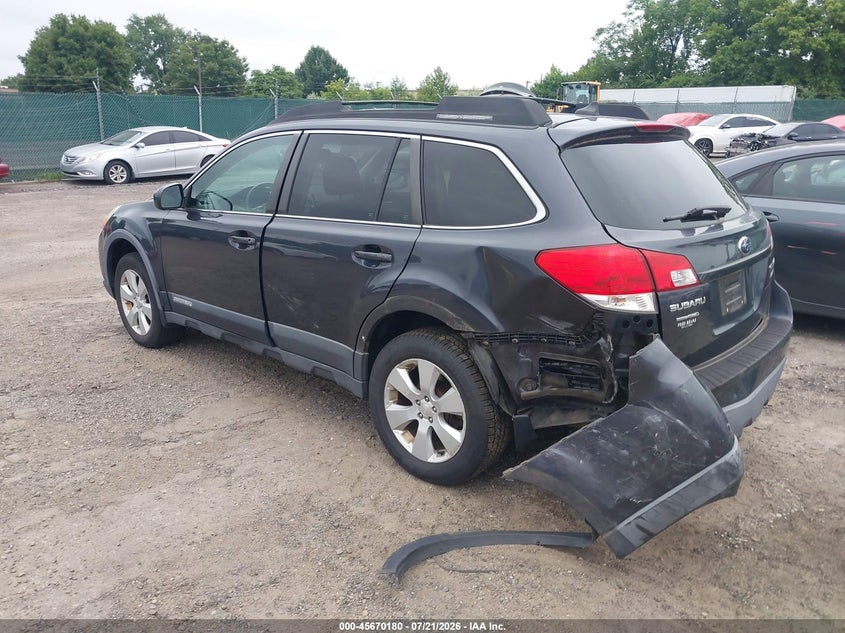 2011 Subaru Outback 2.5I Limited VIN: 4S4BRBKC3B3358384 Lot: 45670180