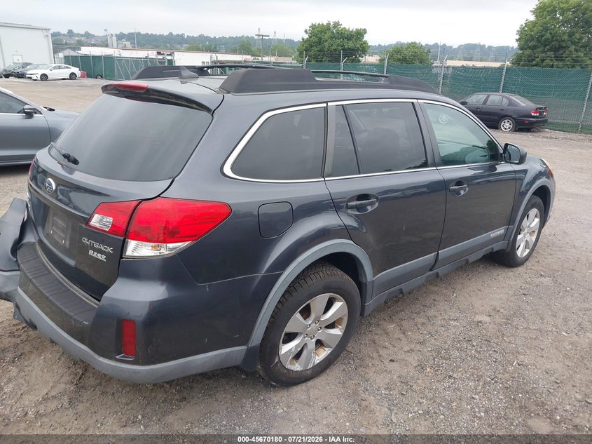 2011 Subaru Outback 2.5I Limited VIN: 4S4BRBKC3B3358384 Lot: 45670180