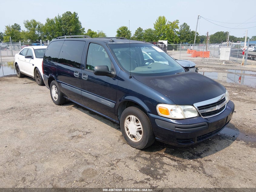 2004 CHEVROLET VENTURE auction photo 1