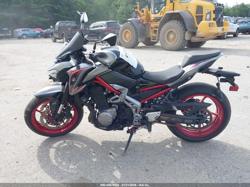 2019 Kawasaki Zr900 VIN: JKAZR2B13KA025898 Lot: 45670223