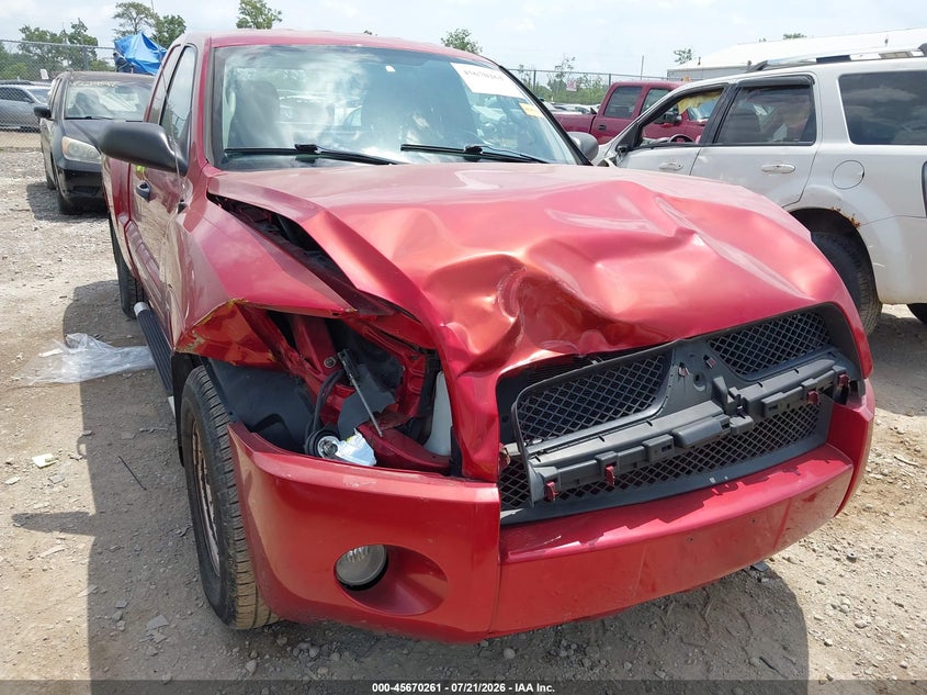2008 MITSUBISHI RAIDER auction photo 6