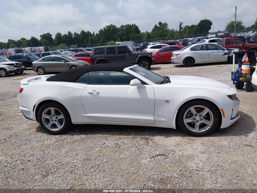 2019 Chevrolet Camaro 1Lt VIN: 1G1FB3DSXK0156074 Lot: 45670281