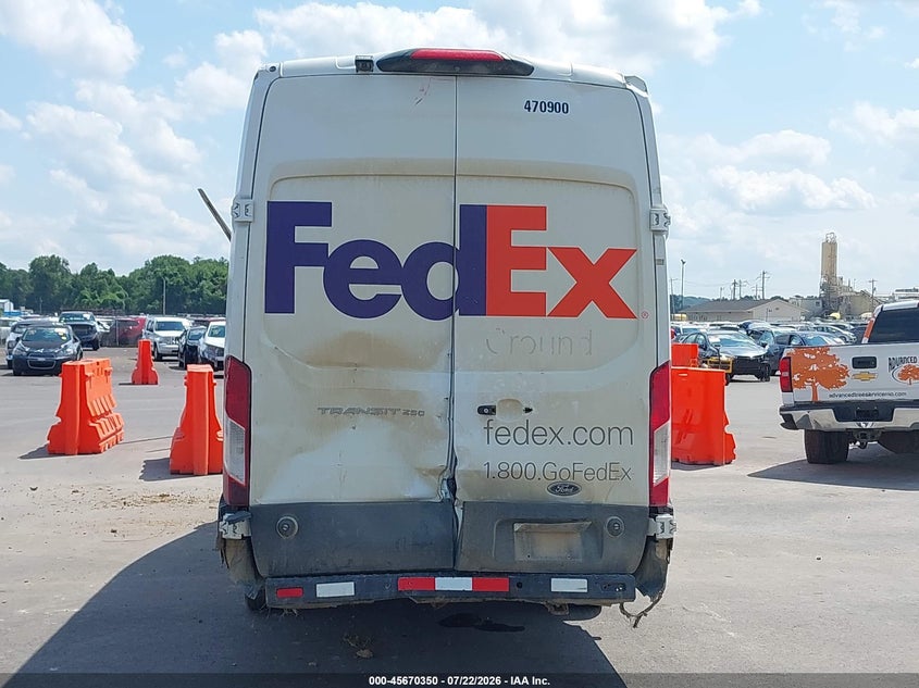 2020 FORD TRANSIT-250 CARGO VAN · Photo 16
