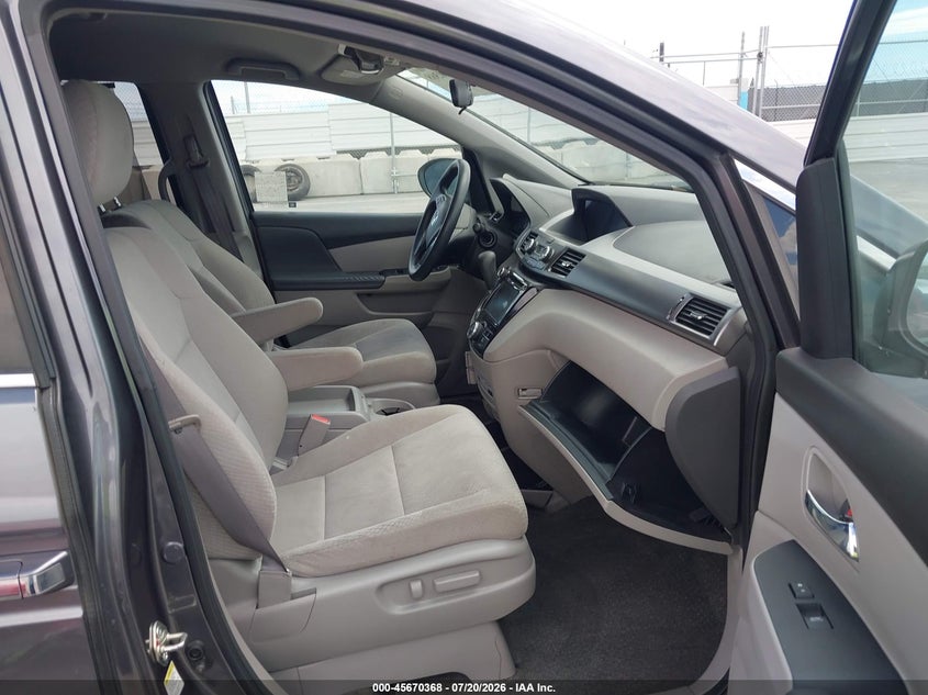 2017 HONDA ODYSSEY auction photo 5