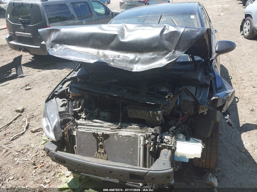 2016 VOLKSWAGEN GOLF GTI auction photo 6