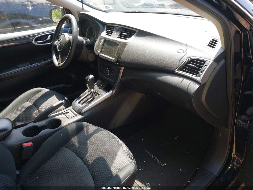 2019 NISSAN SENTRA auction photo 5