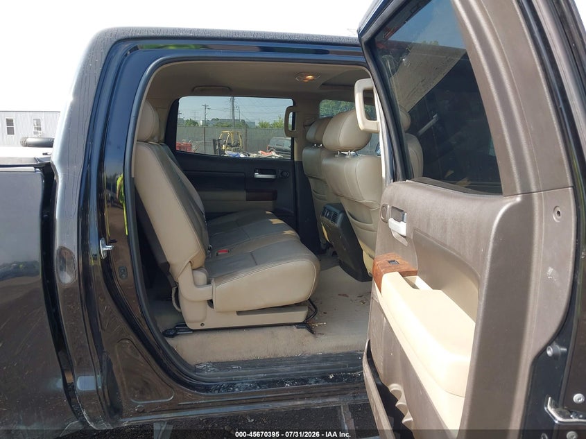 2010 TOYOTA TUNDRA auction photo 8