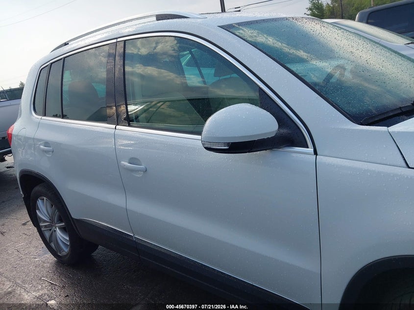 2016 Volkswagen Tiguan Se VIN: WVGBV7AX7GW551785 Lot: 45670397