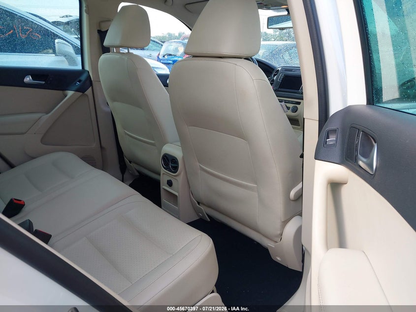 2016 Volkswagen Tiguan Se VIN: WVGBV7AX7GW551785 Lot: 45670397