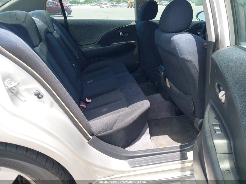 2003 NISSAN ALTIMA auction photo 8