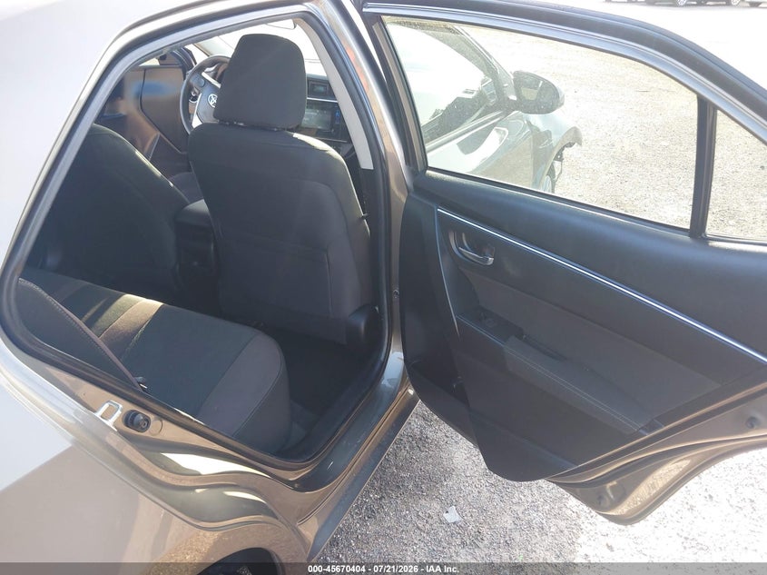 2019 TOYOTA COROLLA auction photo 8