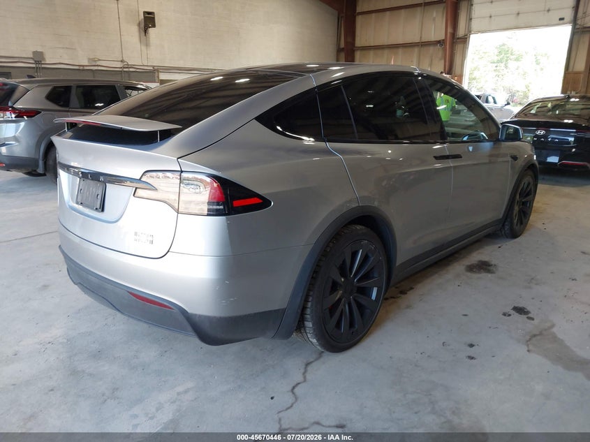 2024 Tesla Model X Plaid Tri Motor All-Wheel Drive VIN: 7SAXCBE63RF460169 Lot: 45670446