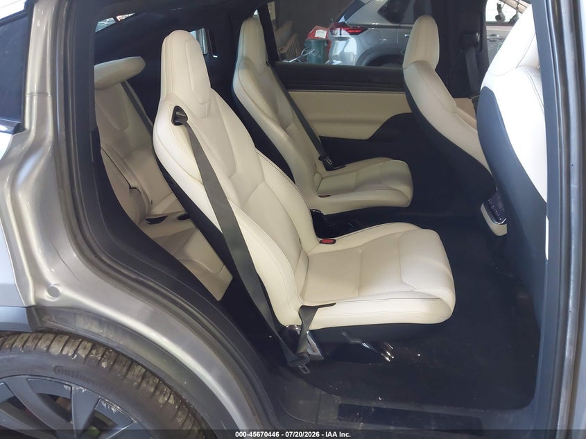 2024 Tesla Model X Plaid Tri Motor All-Wheel Drive VIN: 7SAXCBE63RF460169 Lot: 45670446