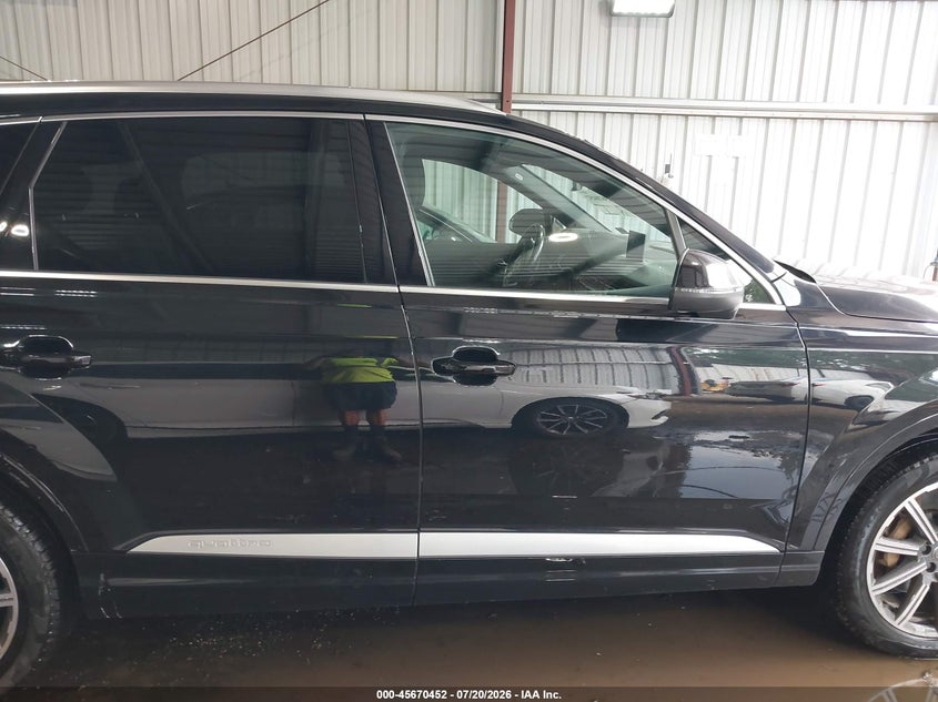 2017 Audi Q7 3.0T Premium VIN: WA1LAAF76HD028338 Lot: 45670452